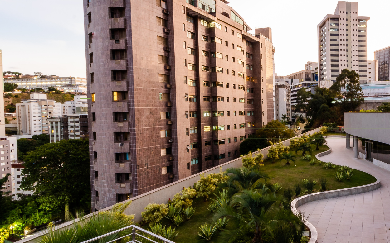 You are currently viewing Commercial Real Estate Investing: How to Lower Your Taxes